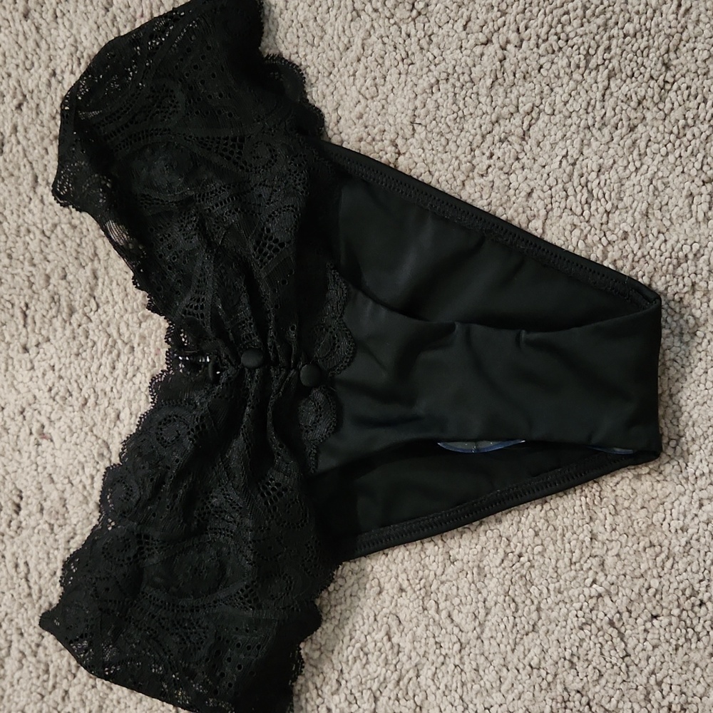 Beach Bunny Anise Skimpy Bottom - Black